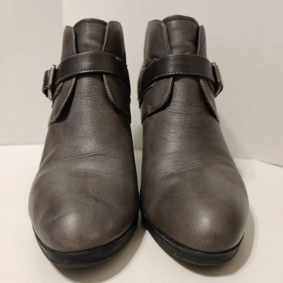 FRANCO SARTO Inkwell‎ Grey Leather Heel Booties Buckle Women's 8.5 Shoes - Picture 3 of 13
